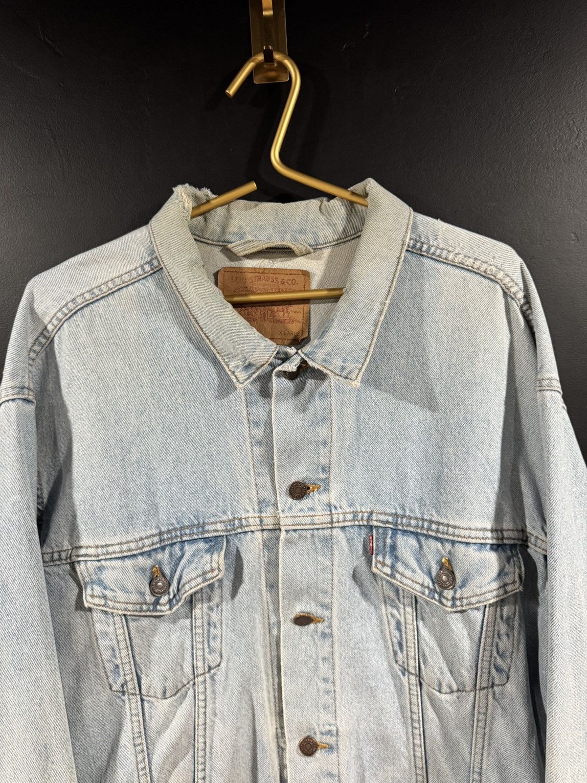 Levi's 1992 Vintage Levi’s Faded Distressed Trucker Denim Jacket XL Size US XL / EU 56 / 4 - 3 Thumbnail