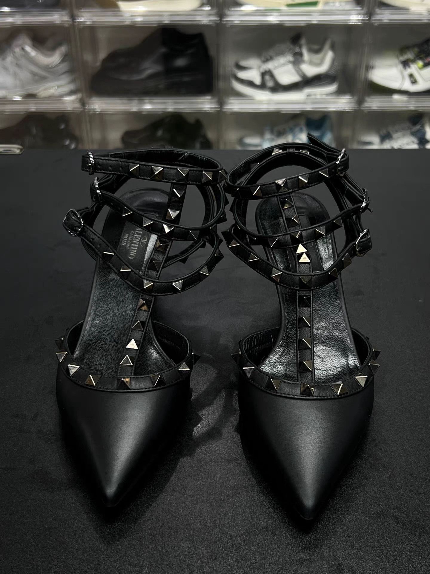 Valentino Valentino Garavani Rockstud Heels K15 Size US 7 / IT 37 - 2 Thumbnail