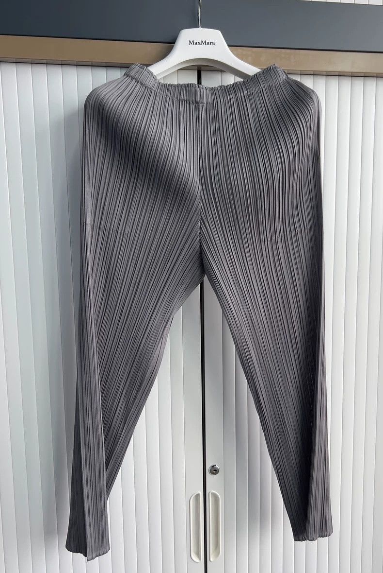 Issey Miyake issey miyake size:0 Dark grey trousers 2506-Nextarrow Size 42" / US 20 - 3 Thumbnail