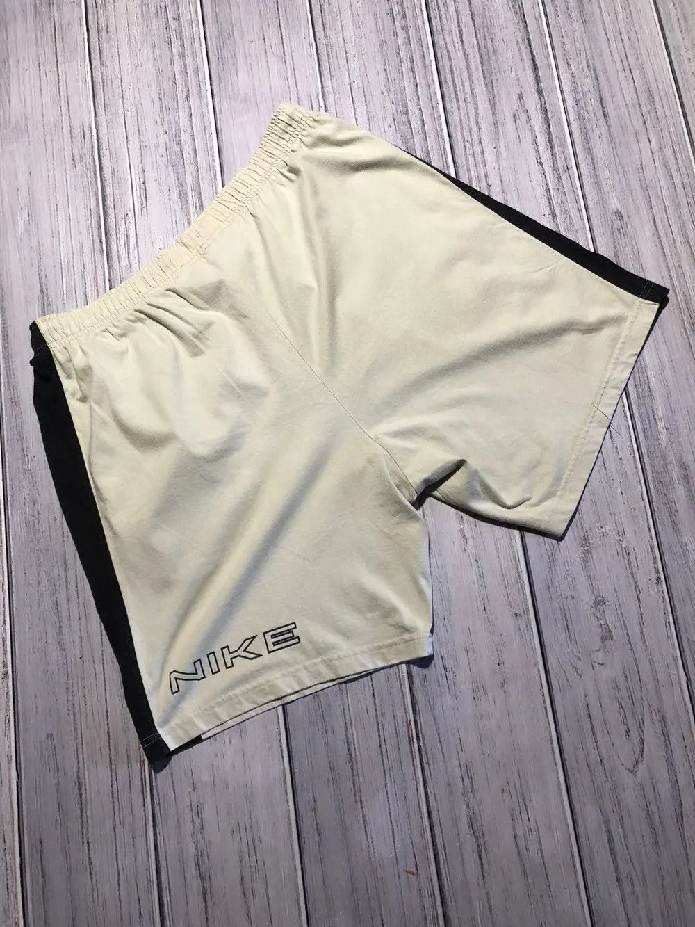 Nike Vintage Nike Shorts Swoosh 90s Y2K Swoosh Size US 36 / EU 52 - 2 Thumbnail