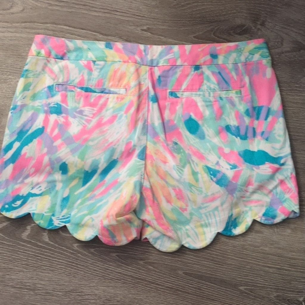 Lilly Pulitzer Lilly Pulitzer buttercup shorts size 2 Size 26" / US 2 / IT 38 - 5 Thumbnail