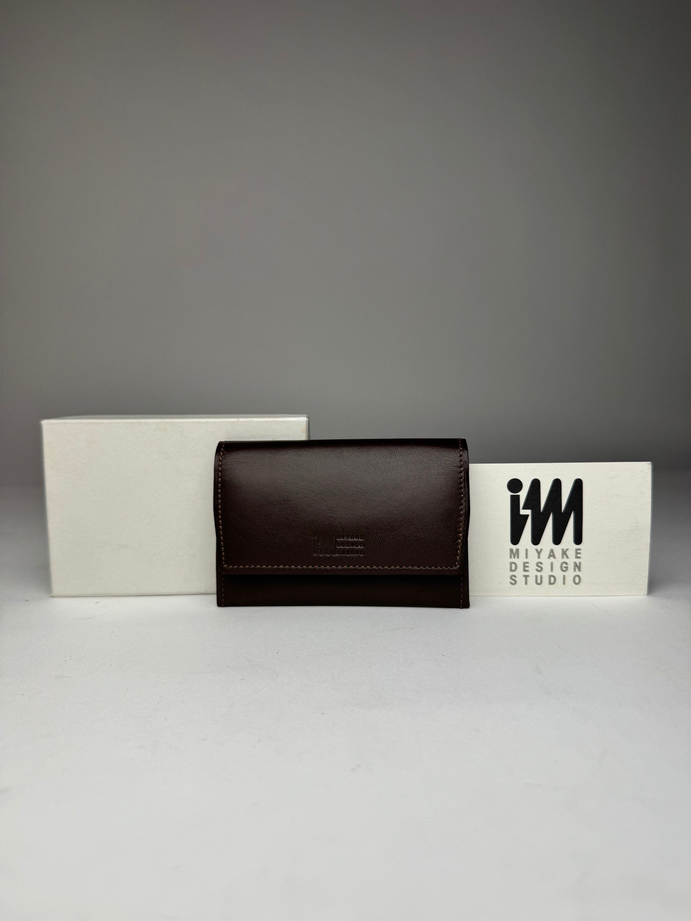Issey Miyake Vintage Leather Card Holder Brown Size ONE SIZE - 1 Thumbnail