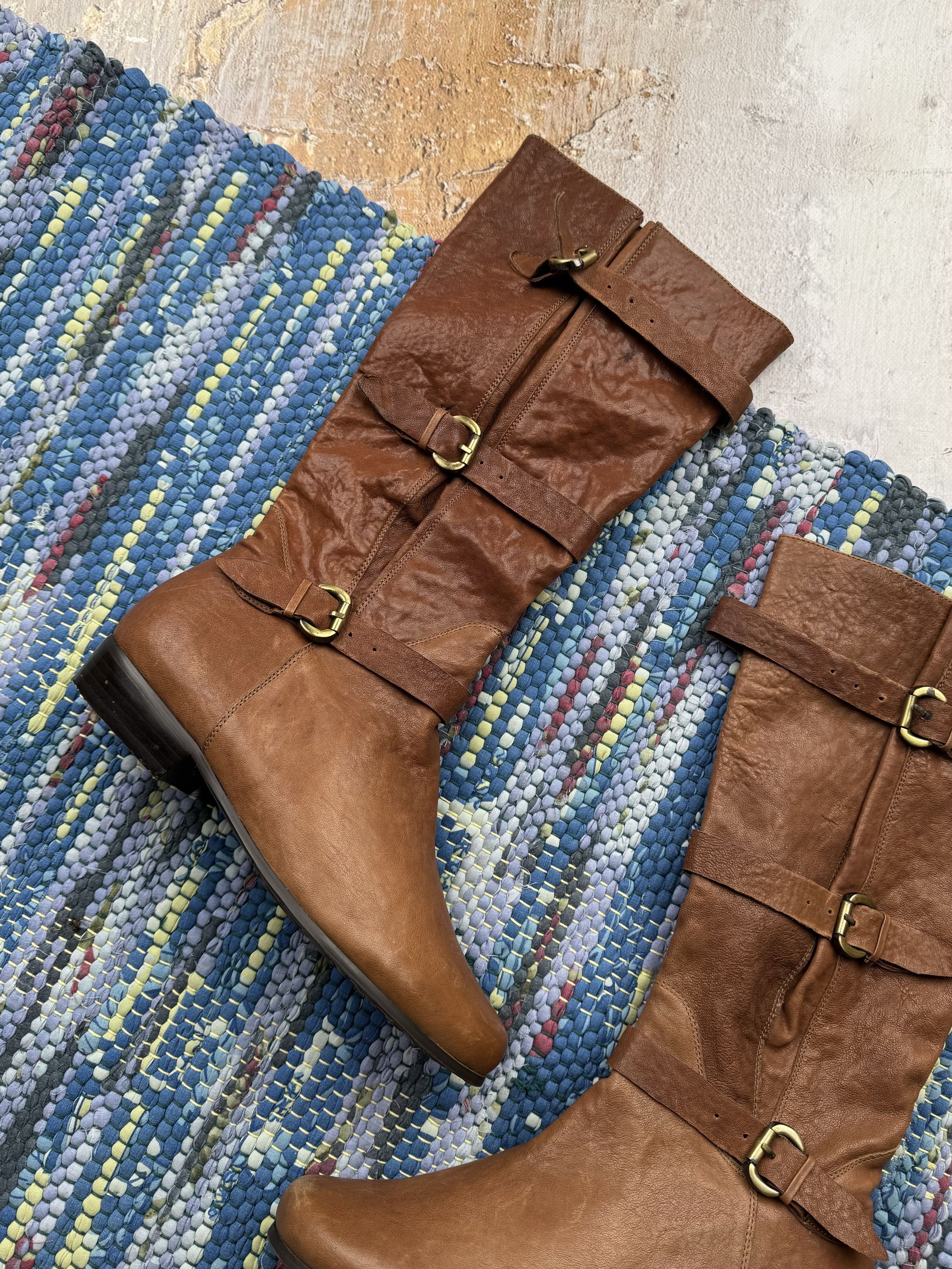 Vintage Vintage Leather Boots With Straps A300D2(615) Size US 9 / IT 39 - 2 Thumbnail