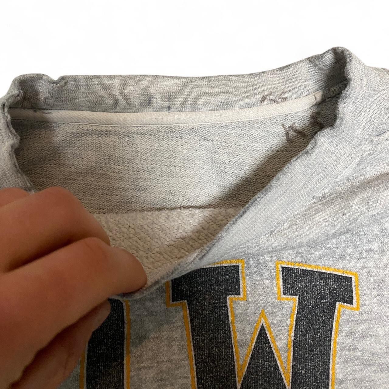 Other Vintage university of IOWA Hawkeyes graphic grey sweatshirt Size US M / EU 48-50 / 2 - 6 Thumbnail