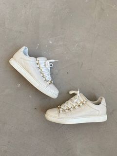 White balenciaga sales arena sneakers