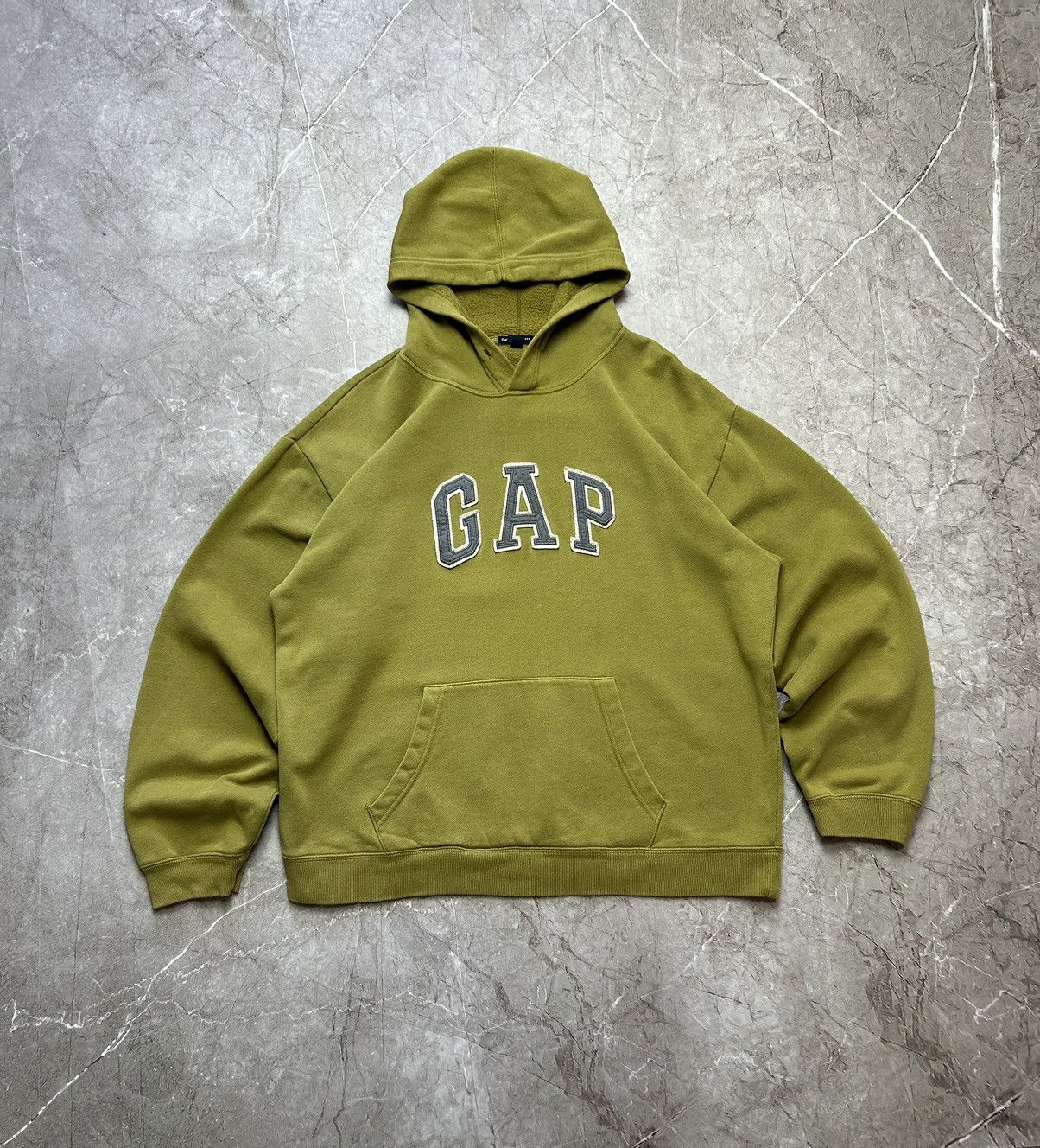Gap × Vintage Vintage Y2K Gap Spell Out Hoodie Size US L / EU 52-54 / 3 - 1 Thumbnail