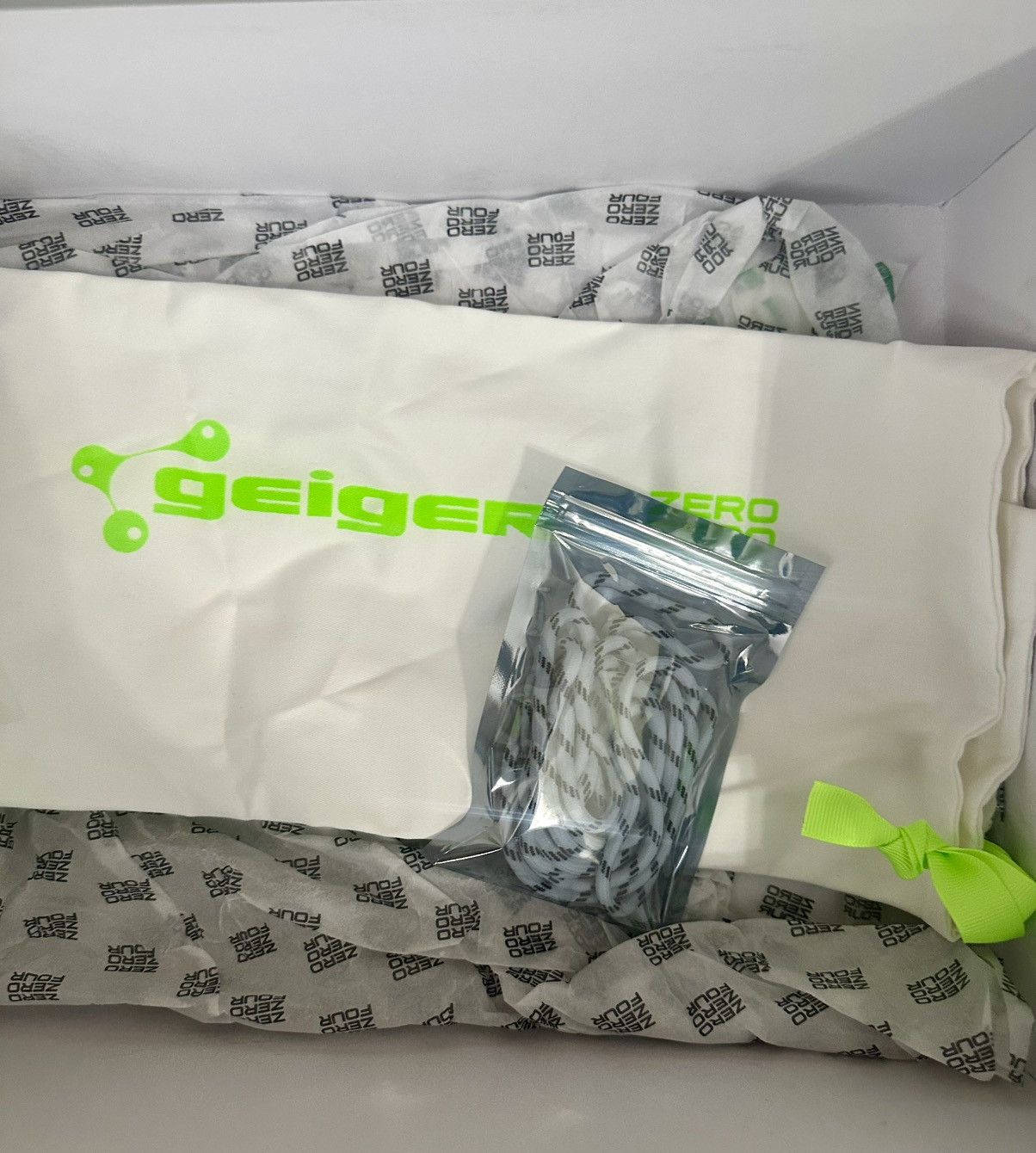 John Geiger John Geiger 004 year of the snake size 12 Size US 12 / EU 45 - 2 Thumbnail