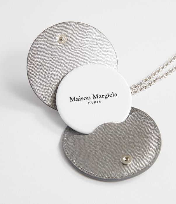 Maison Margiela o1bcso1str0526 Size: OS / Circle Object Compact Mirror Size ONE SIZE - 4 Thumbnail