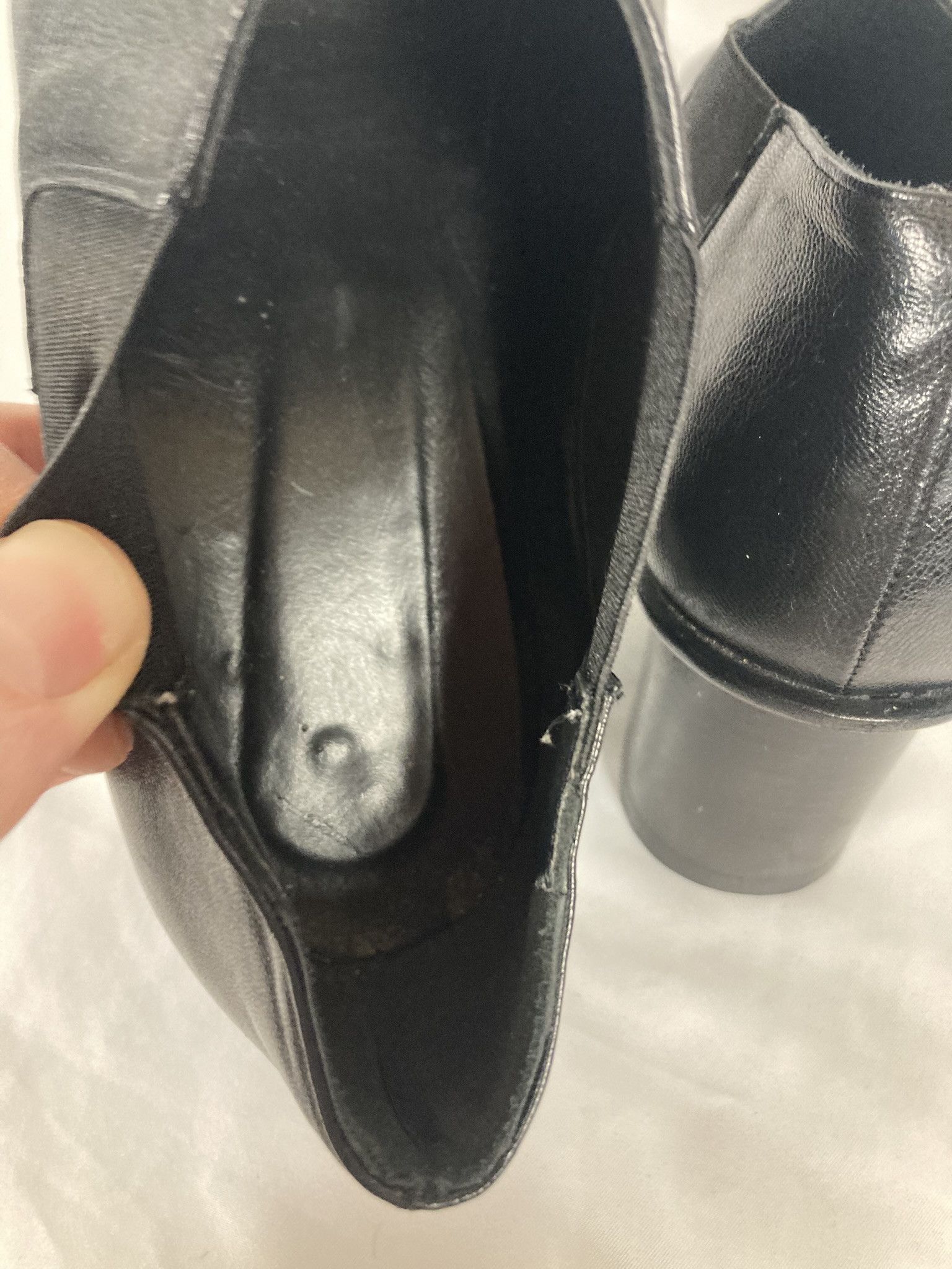 Comme des Garcons VINTAGE Comme des Garçons Black Leather Cylinder Heel Ankle Size US 11 / IT 41 - 15 Thumbnail