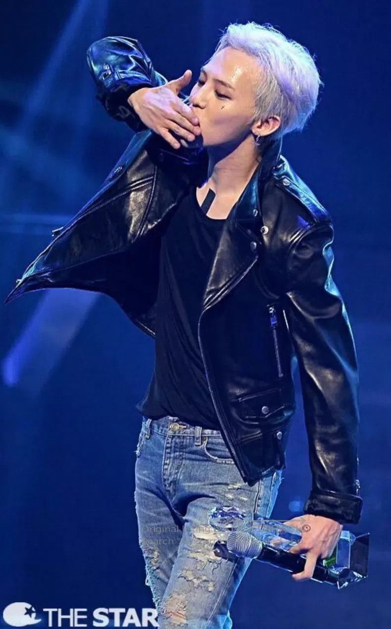 Saint Laurent Paris Saint Laurent Paris Ghost Claw Destroyed Big Ripped Denim Size US 26 / EU 42 - 8 Thumbnail