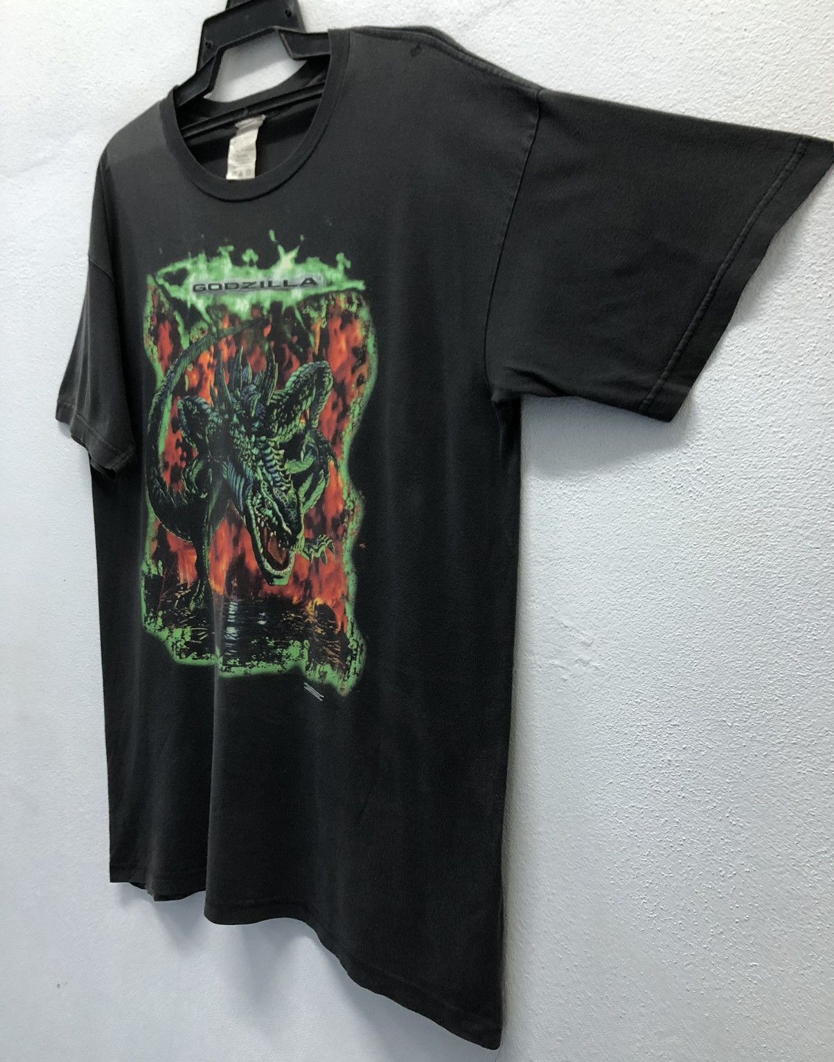 Vintage Vintage Cronies Godzilla T-Shirt Size US XL / EU 56 / 4 - 6 Thumbnail