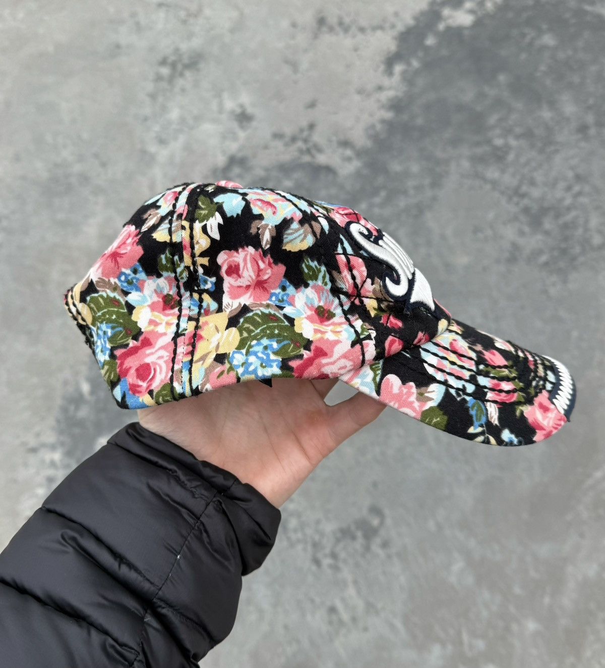 Robin Ruth Rare Full Print Flora Switzerland Y2K Robin Ruth Hat Cap Sk8 Size ONE SIZE - 7 Thumbnail