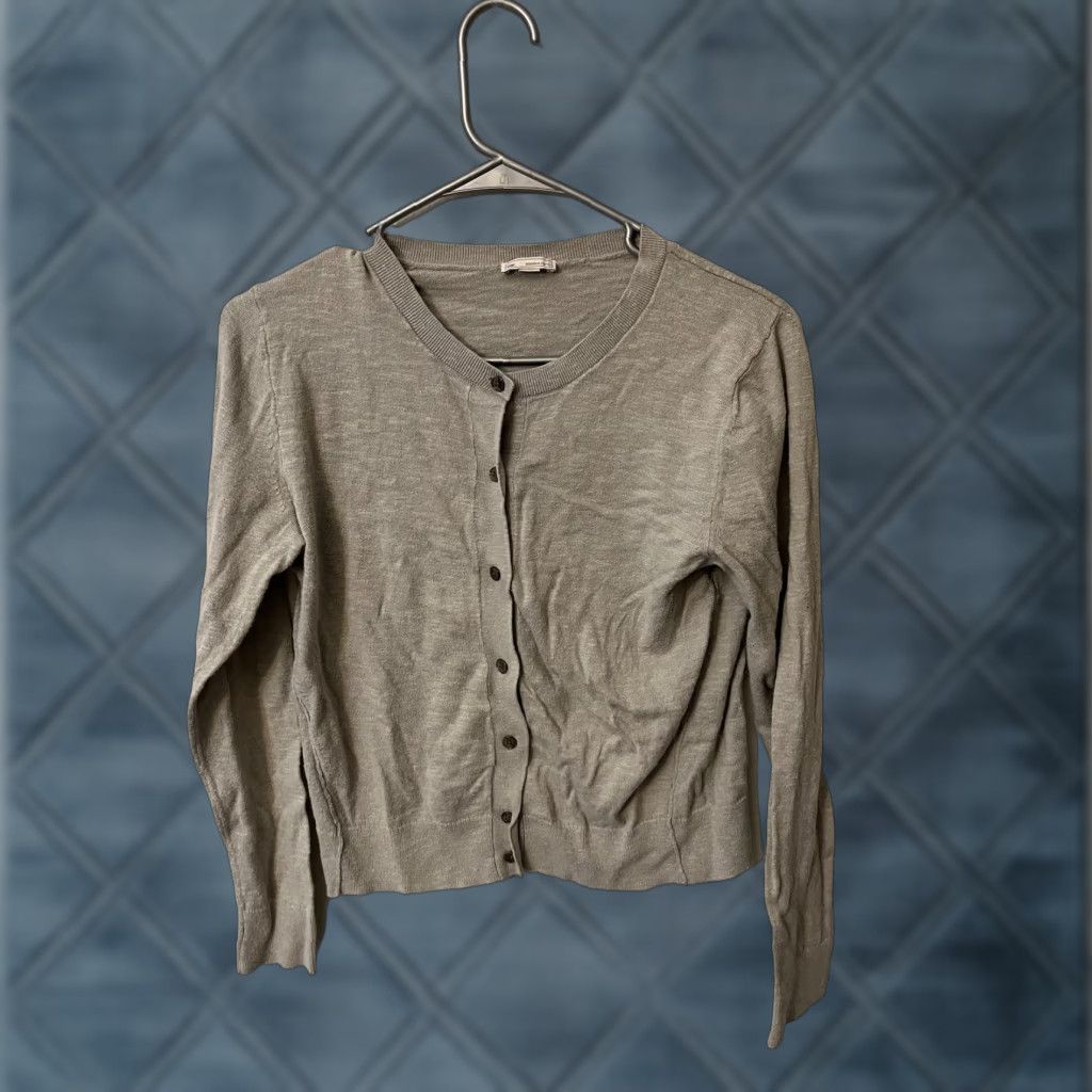 Gap GAP Cardigan Size M Gray Lightweight Button Cotton Long Sleeve Crew Size M / US 6-8 / IT 42-44 - 1 Thumbnail