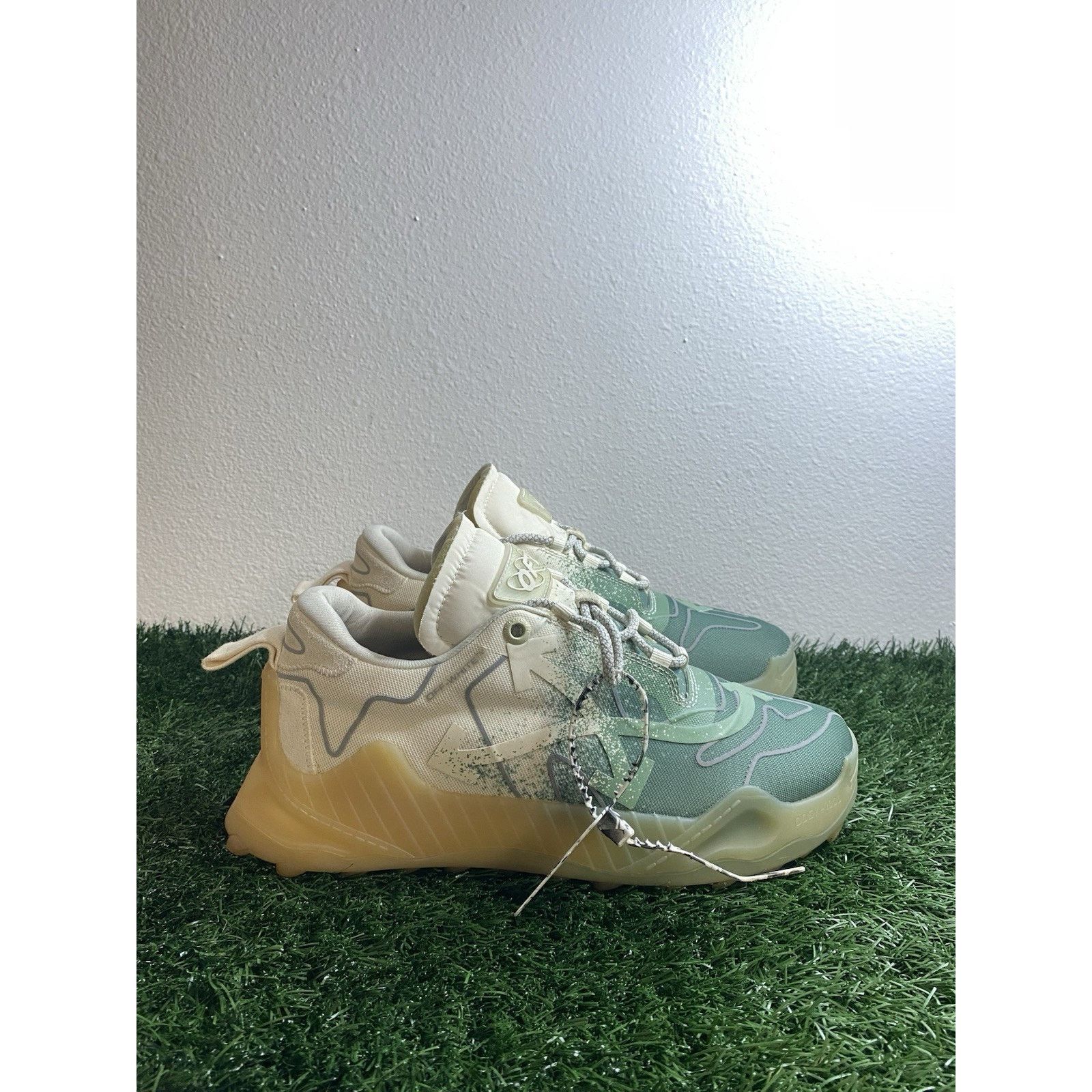 Off-White Off-White ODSY-1000 “Green Cream Colorblock” | Size 44 EU Size US 11 / EU 44 - 1 Thumbnail