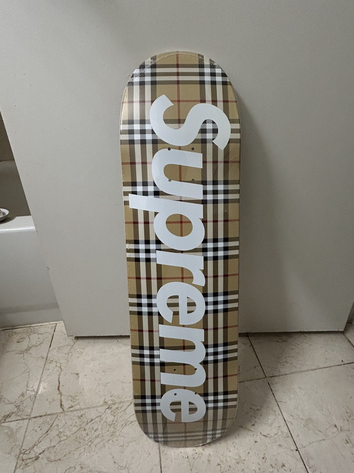 image of Burberry Skateboard Skate Deck Beige 2022, Men's