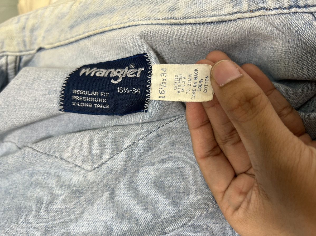 Vintage × Wrangler 🔥 VINTAGE WRANGLER CAMBREY SNAP BUTTON SHIRT MADE IN USA Size US L / EU 52-54 / 3 - 17 Thumbnail