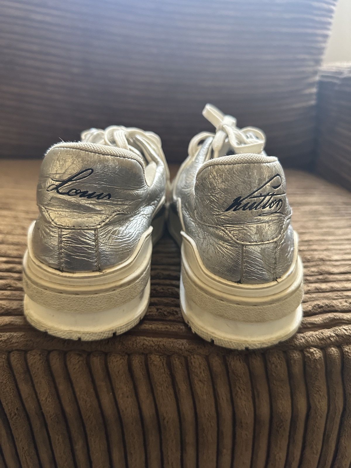 Louis Vuitton Louis Vuitton OG Trainer Silver Metallic Size US 7.5 / EU 40-41 - 8 Thumbnail
