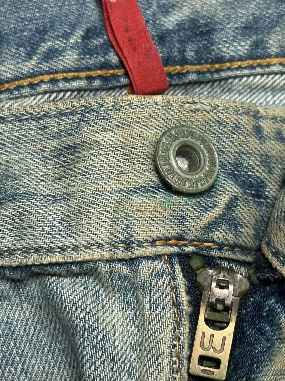 Uniqlo Uniqlo UJ Straight Leg Japan Jean Distressed & Mudwash Faded Size US 33 - 11 Thumbnail