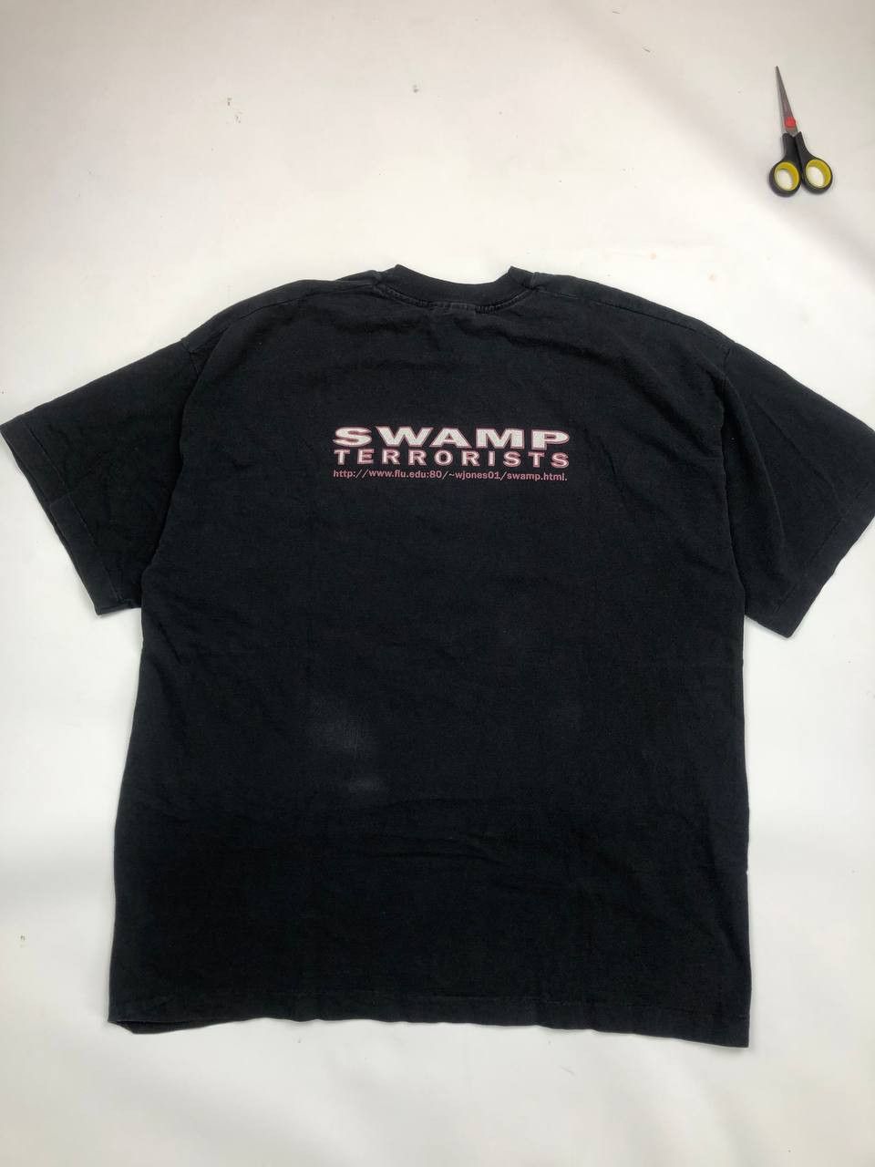 Vintage Vintage Swamp Terrorists Swiss Electro-Industrial Music Tee Size US XL / EU 56 / 4 - 1 Thumbnail