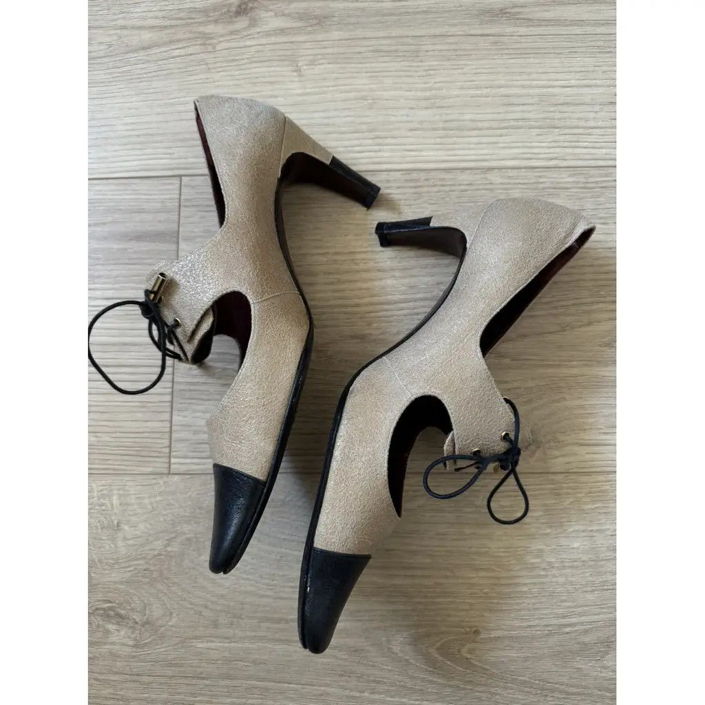 Chanel Chanel 2000s Black Beige Leather Pumps Heels Size 37 EU Size US 6 / IT 36 - 3 Thumbnail