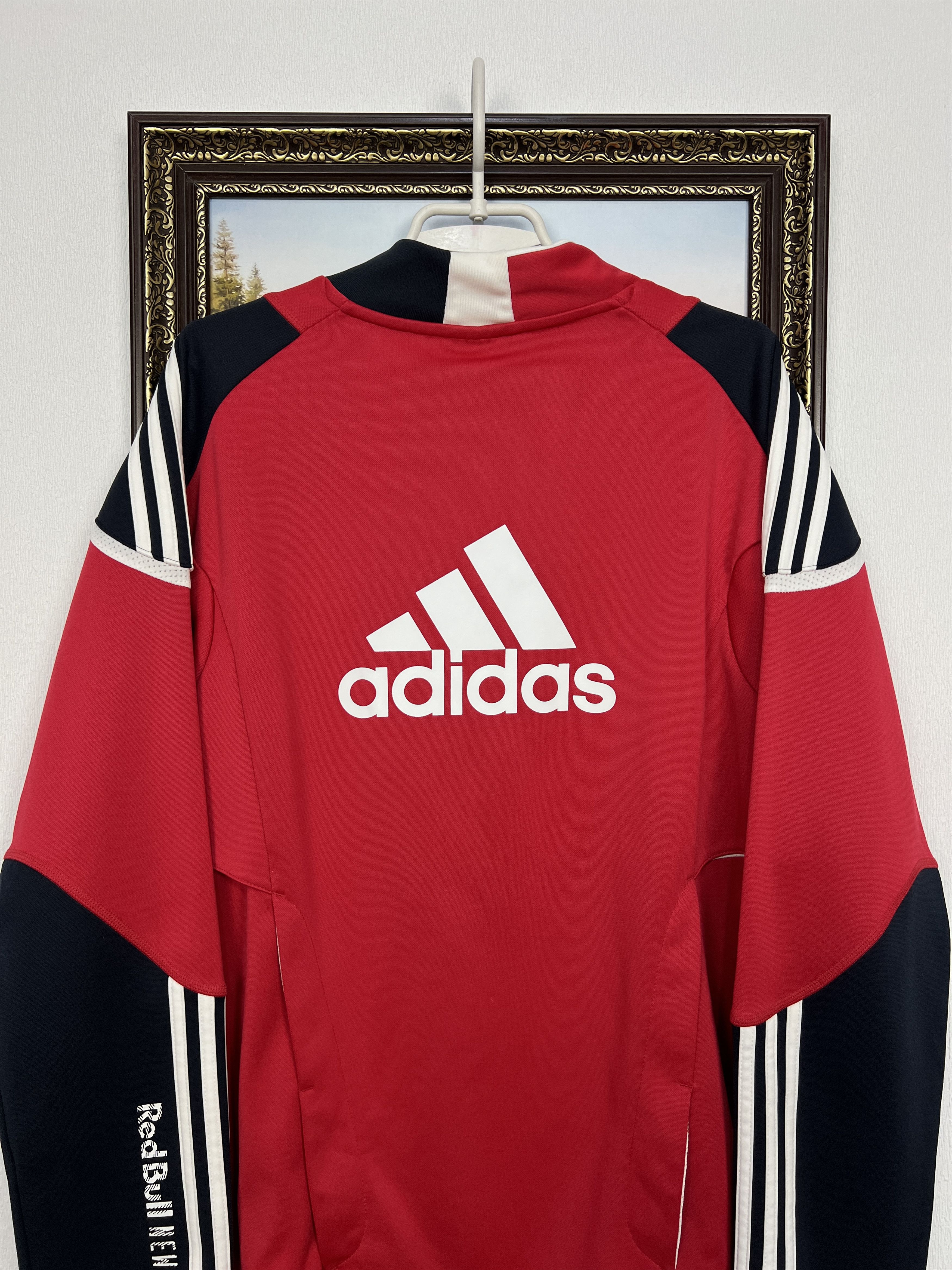 Adidas Vintage Adidas Red Bull Salzburg Football Train Sweatshirt Size US L / EU 52-54 / 3 - 17 Thumbnail