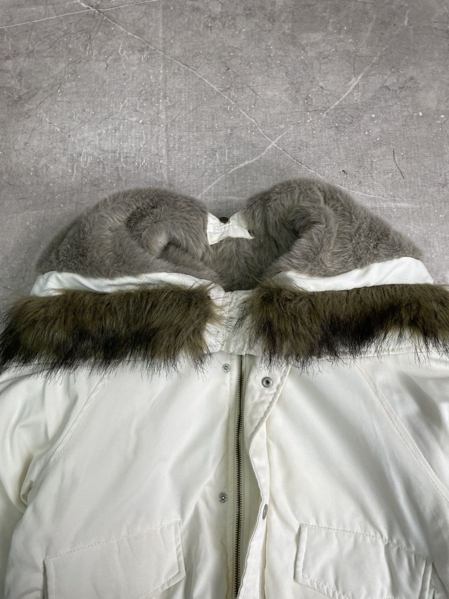Alpha Industries If six was nine Alaska hood zip bomber white jacket y2k Size US M / EU 48-50 / 2 - 8 Thumbnail