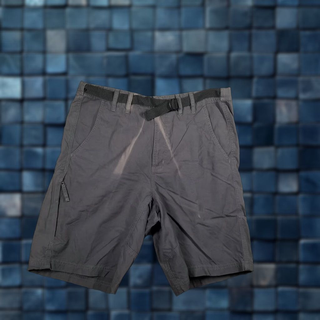 Vintage Columbia Shorts Mens 34 Gray 10 In Inseam Integrated Belt Cargo Hiking AM4001 Size US 34 / EU 50 - 1 Thumbnail