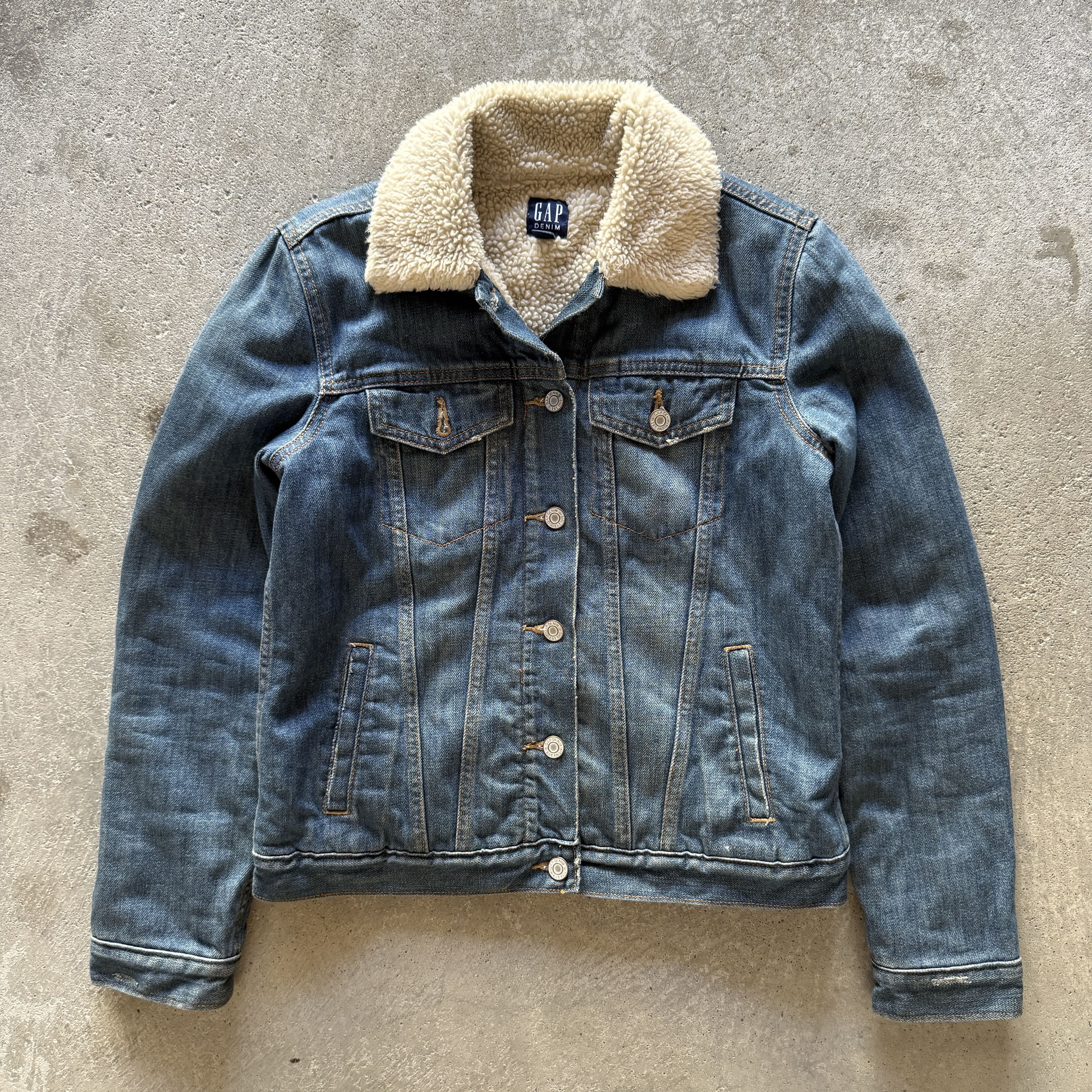 Gap vintage gap sherpa cropped faded denim jacket Size S / US 4 / IT 40 - 1 Thumbnail