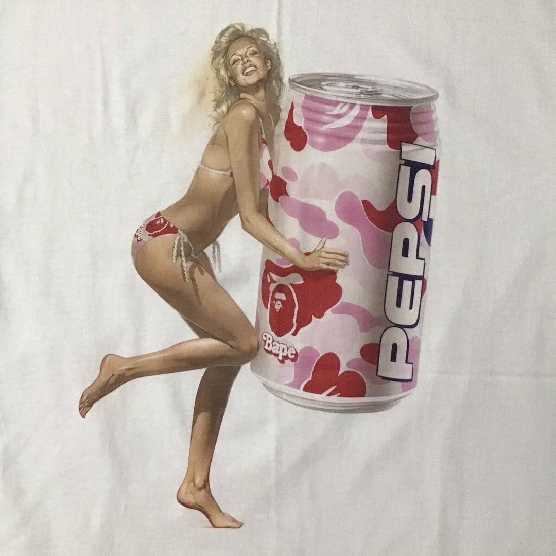 Bape × Pepsi 2002 HAJIME SORAYAMA × BAPE PEPSI T-shirt a bathing ape NIGO Size US L / EU 52-54 / 3 - 2 Thumbnail