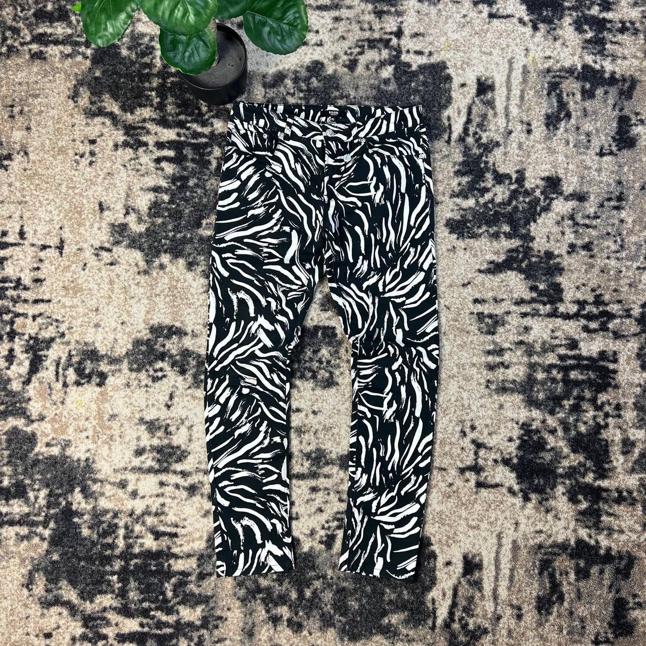 Versus Versace Versace Versus Luxury Y2K Zebra Colors Chino Pants Size 31" - 2 Thumbnail