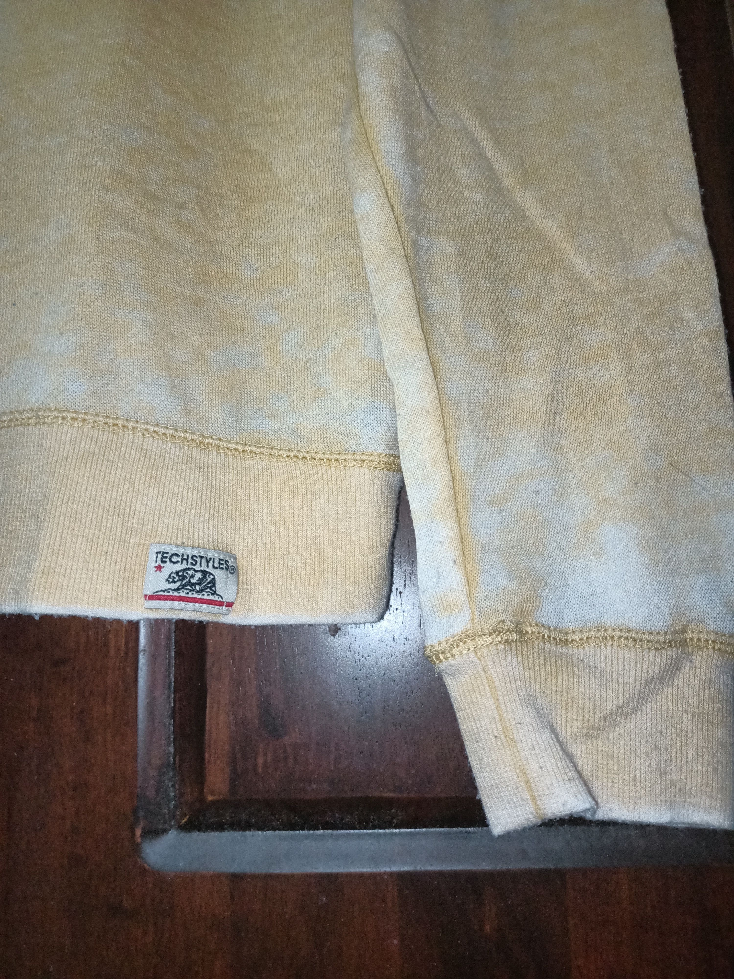 Japanese Brand × Santa Cruz Skateboards Vintage Santa Cruz California Sweatshirt Distress Size US L / EU 52-54 / 3 - 5 Thumbnail