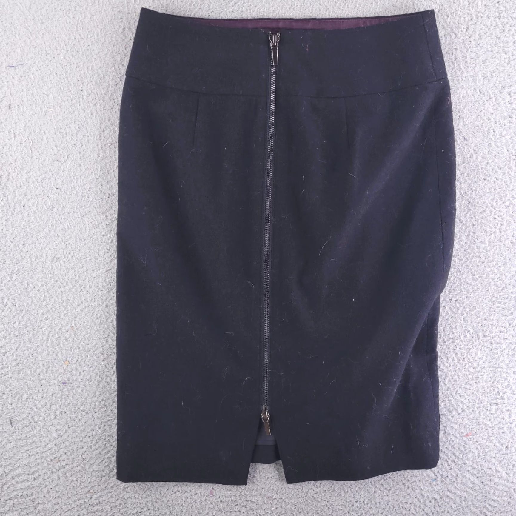 Banana Republic VINTAGE? Banana Republic Skirt Womens 0 Black Wool Blend Pencil Short Wool Skirt Women 0 Black Pencil Mens? Size 25" / US 0 / IT 36 - 7 Thumbnail