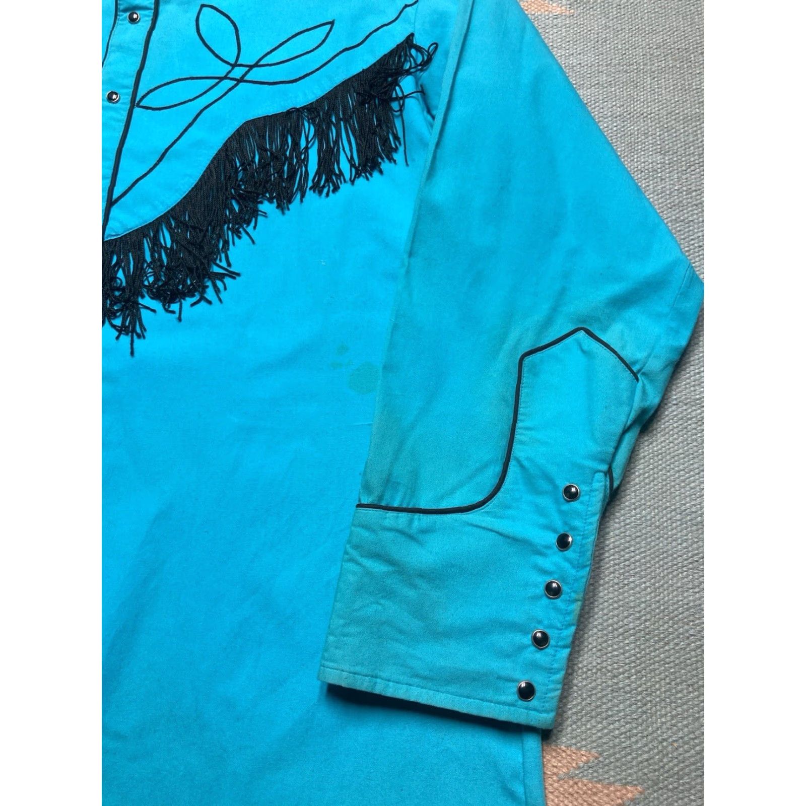 Wrangler VINTAGE Wrangler Pearl snap shirt teal blue fringe tassels western cowboy XL Shirt Mens Long Sleeve Button-Up Size US XL / EU 56 / 4 - 3 Thumbnail