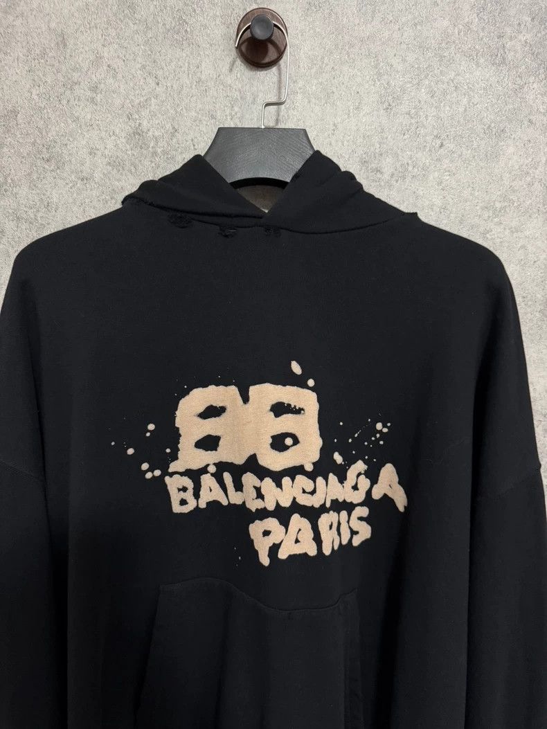 Balenciaga Balenciaga Graffiti Hoodie Black Size US S / EU 44-46 / 1 - 2 Thumbnail