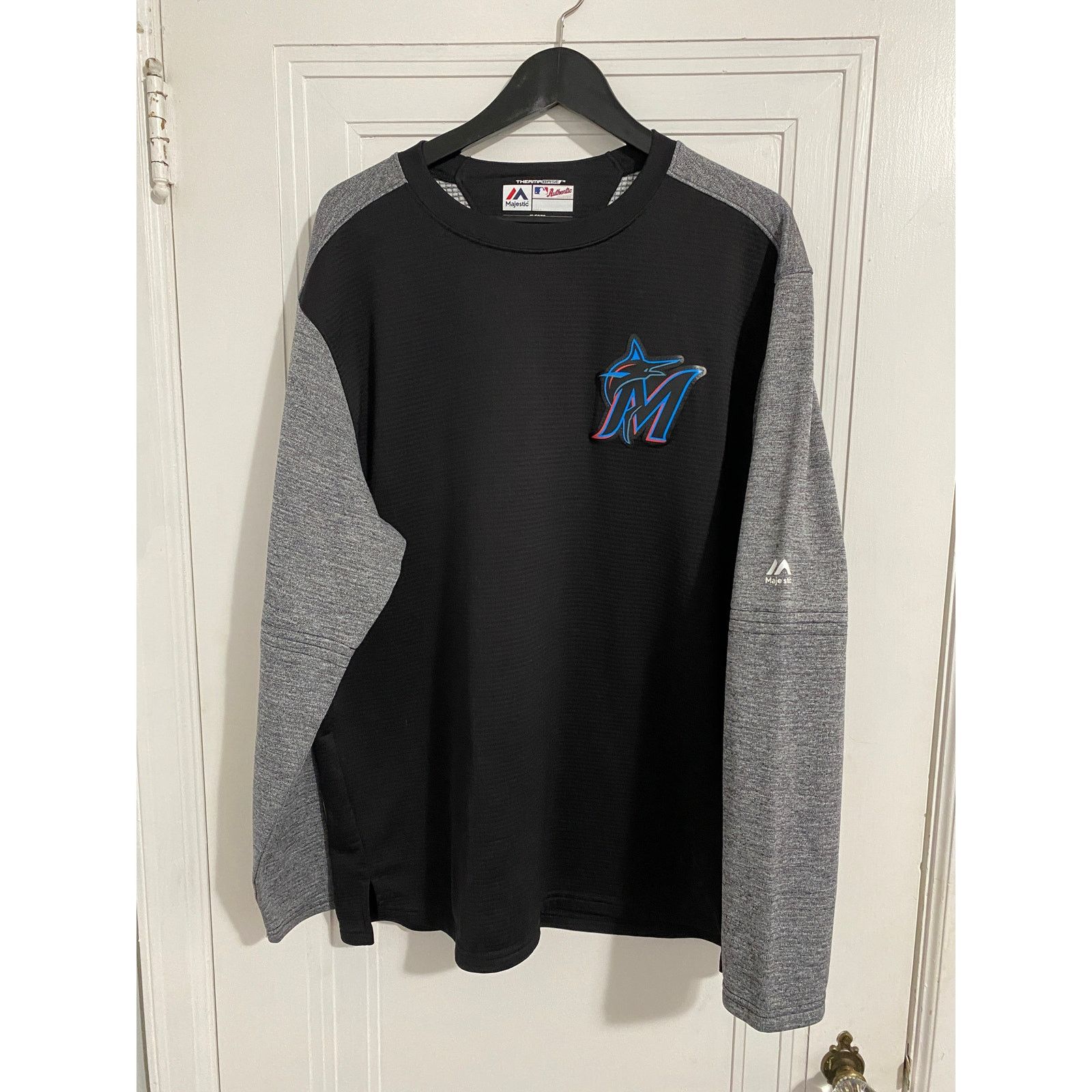 Majestic Miami Marlins Majestic Baseball Crewneck Sweatshirt Size XL Size US XL / EU 56 / 4 - 1 Thumbnail