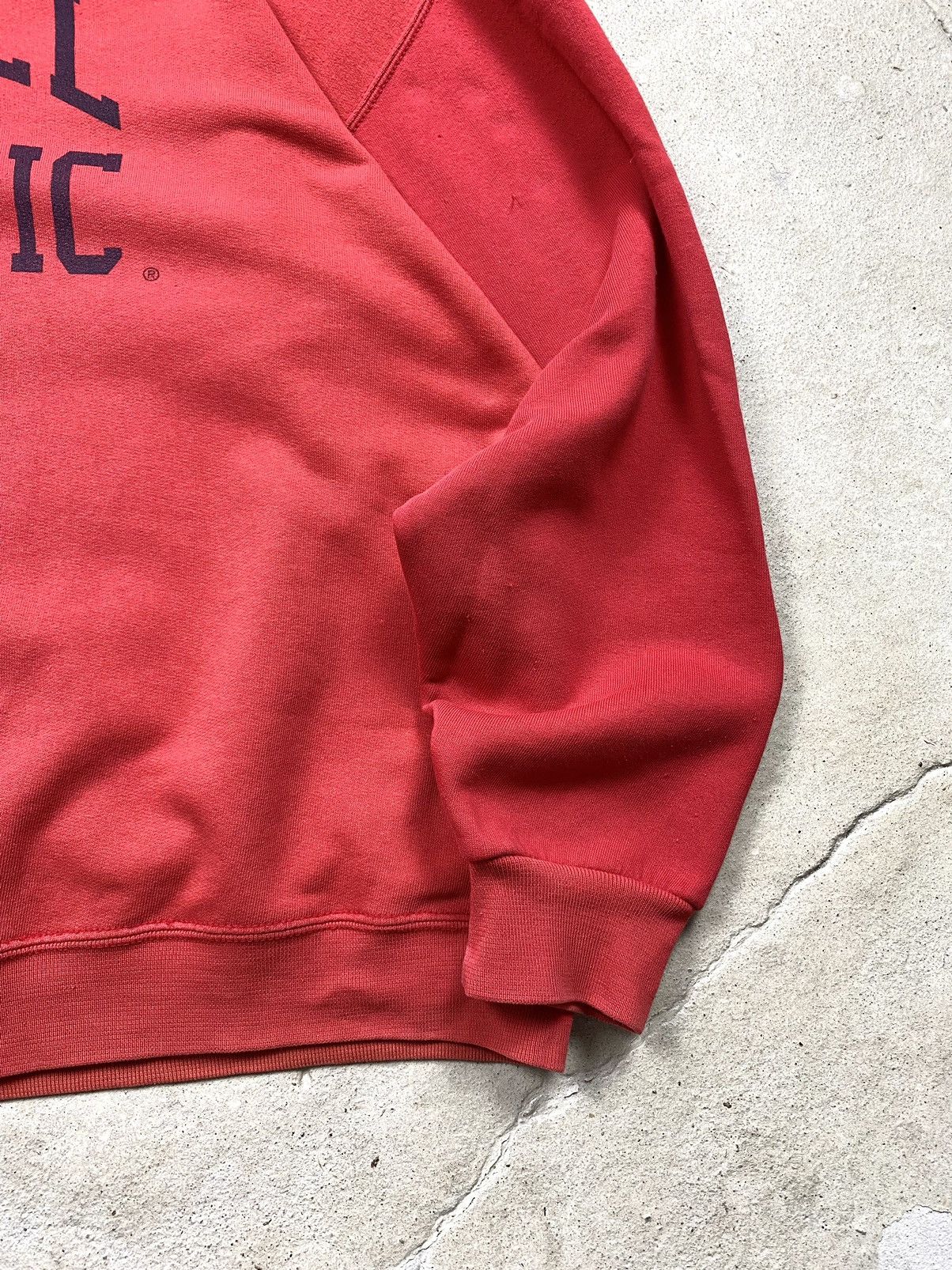 Russell Athletic Vintage 1990s Russell Athletic Faded Sweatshirt Hype Y2K Size US XL / EU 56 / 4 - 8 Thumbnail
