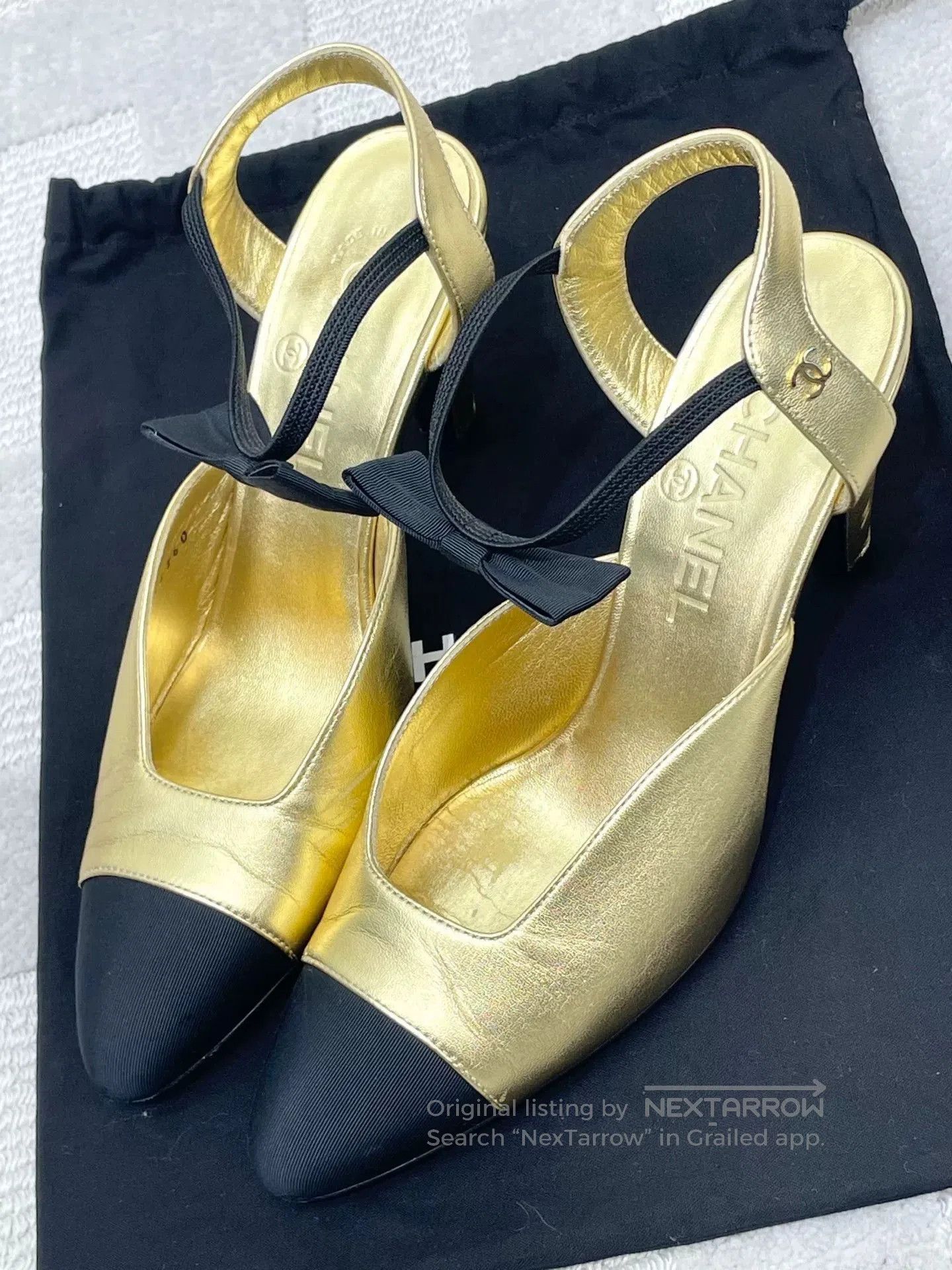 Chanel Chanel Runway Black Gold Bow Block Heels. Size US 5.5 / IT 35.5 - 2 Thumbnail