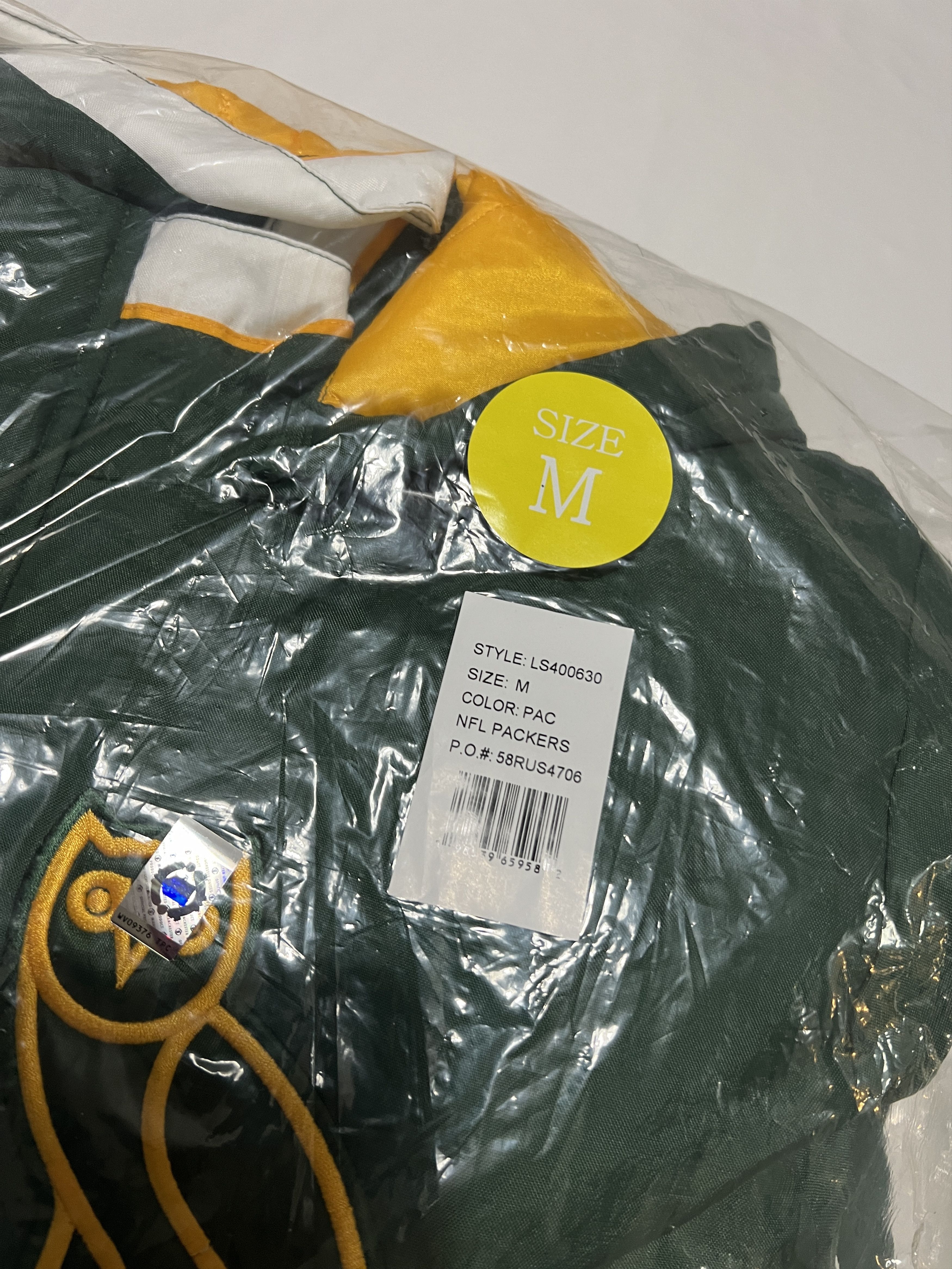 Drake OVO x NFL GREEN BAY PACKERS STARTER® SIDELINE PUFFER JACKET Size US M / EU 48-50 / 2 - 4 Thumbnail