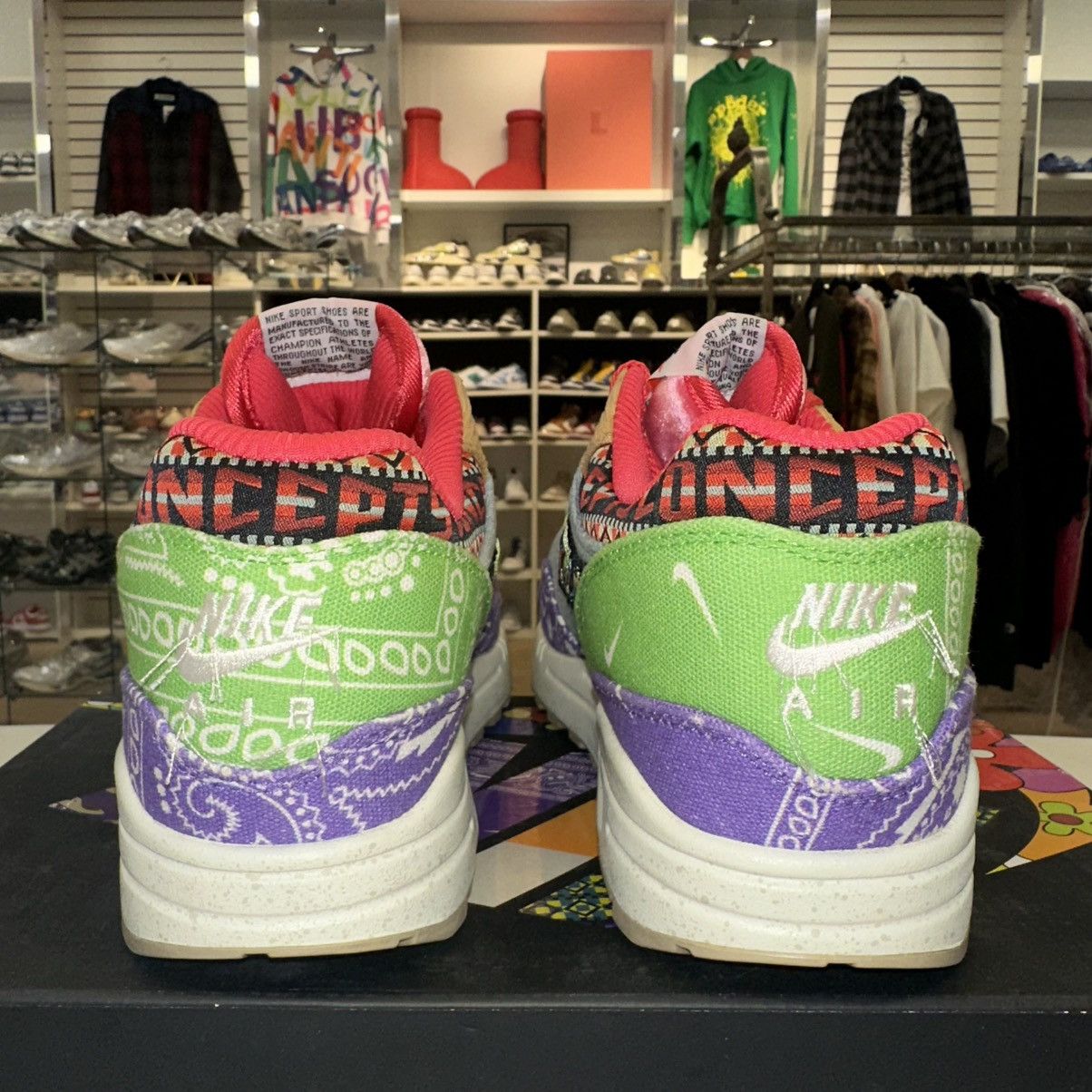 Nike Size 9 - Nike Concepts x Air Max 1 SP Far Out - DN1803-500 Size US 9 / EU 42 - 4 Thumbnail