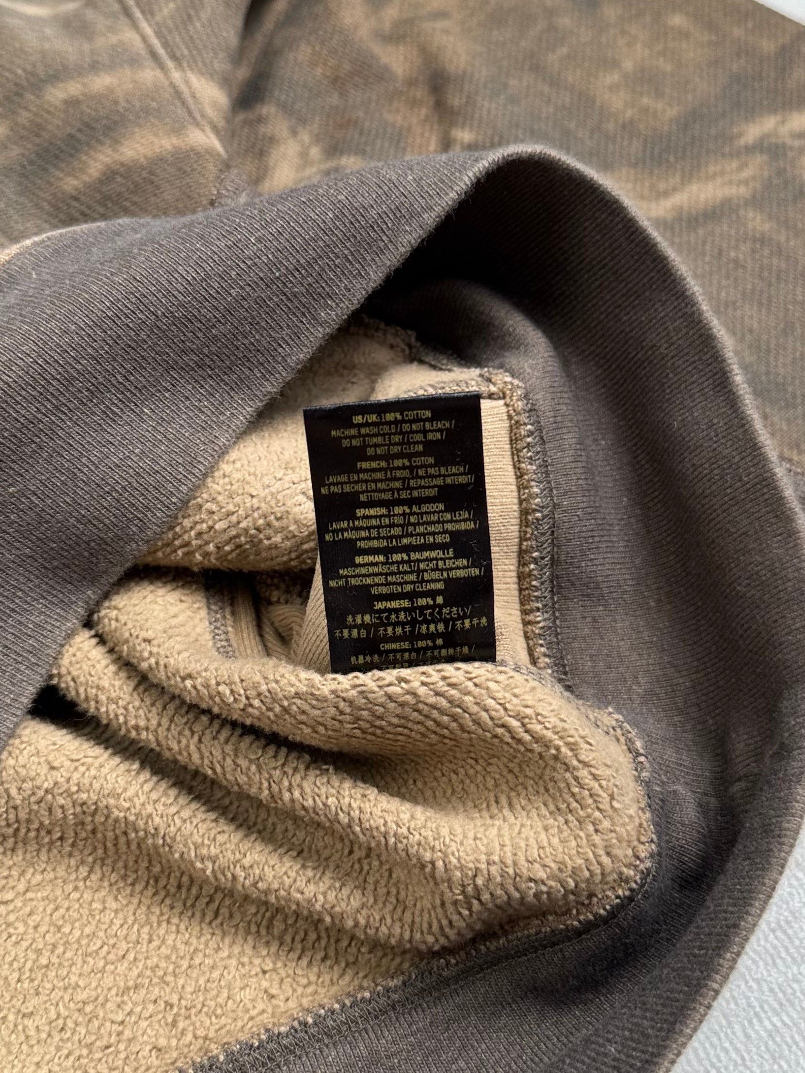 Yeezy New with Tag* YEEZY Season 3 Camo Hoodie in Camo Print 2016 Size US S / EU 44-46 / 1 - 7 Thumbnail