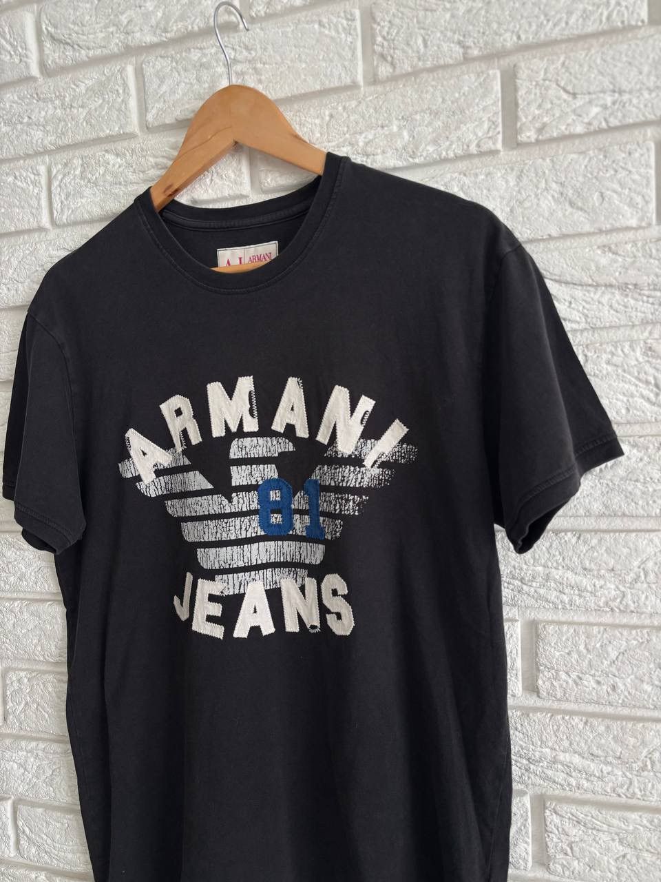 Armani Armani Jeans Big Logo T-shirt vintage Y2K Size US L / EU 52-54 / 3 - 4 Thumbnail