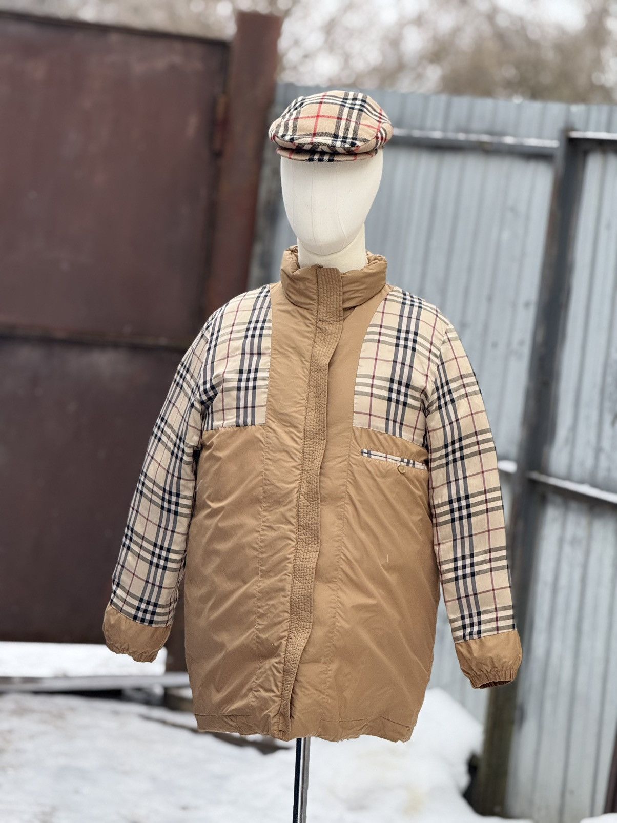 Burberry BURBERRY LONDON PUFFER VINTAGE DOWN JACKET LUXURY SIZE L Size US L / EU 52-54 / 3 - 25 Thumbnail