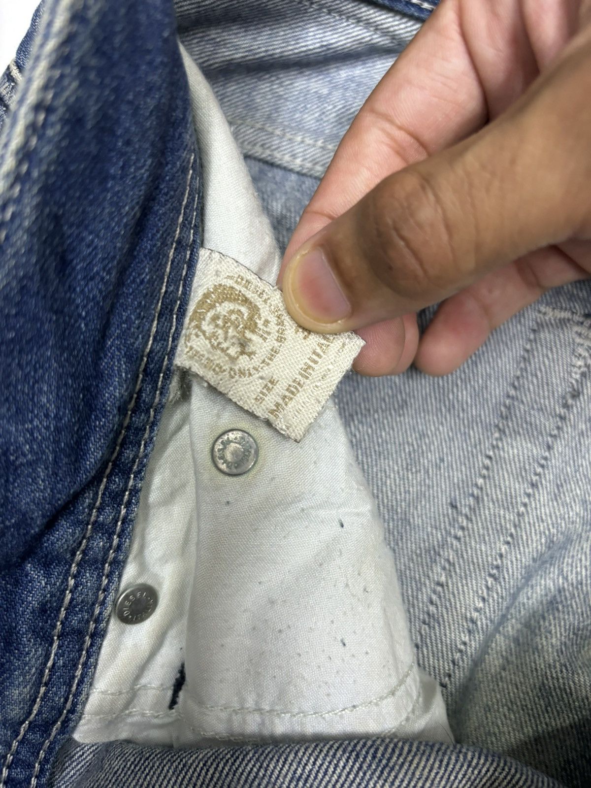 Diesel Vintage Diesel Baggy Jeans Distressed Denim Cropped Size US 34 / EU 50 - 12 Thumbnail