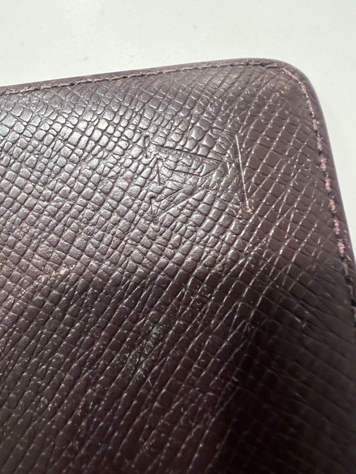 Louis Vuitton Louis Vuitton Brown Taiga Leather Mens Wallet Size ONE SIZE - 9 Thumbnail