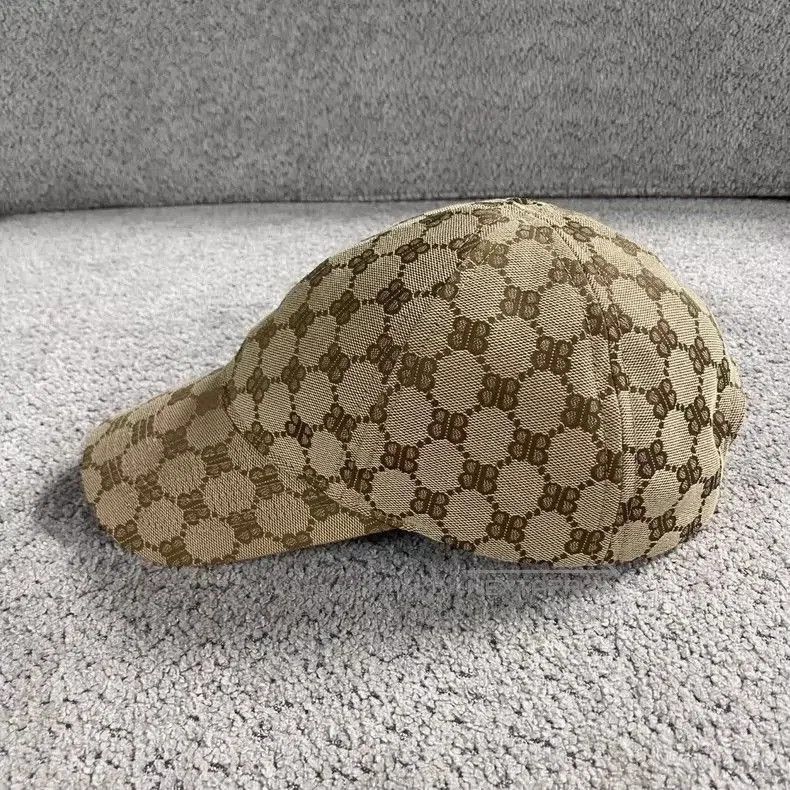 Balenciaga Gucci Balenciaga Logo Brown Cap. Size ONE SIZE - 2 Thumbnail