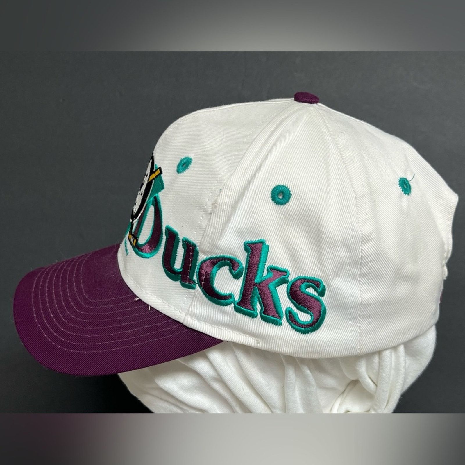 Logo 7 Vintage Mighty Ducks Spellout Logo 7 Snapback Hat DEADSTOCK Size ONE SIZE - 5 Thumbnail