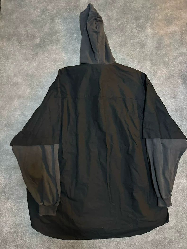 Balenciaga Balenciaga size 39 Black fake two-piece hooded shirt Size US S / EU 44-46 / 1 - 2 Thumbnail