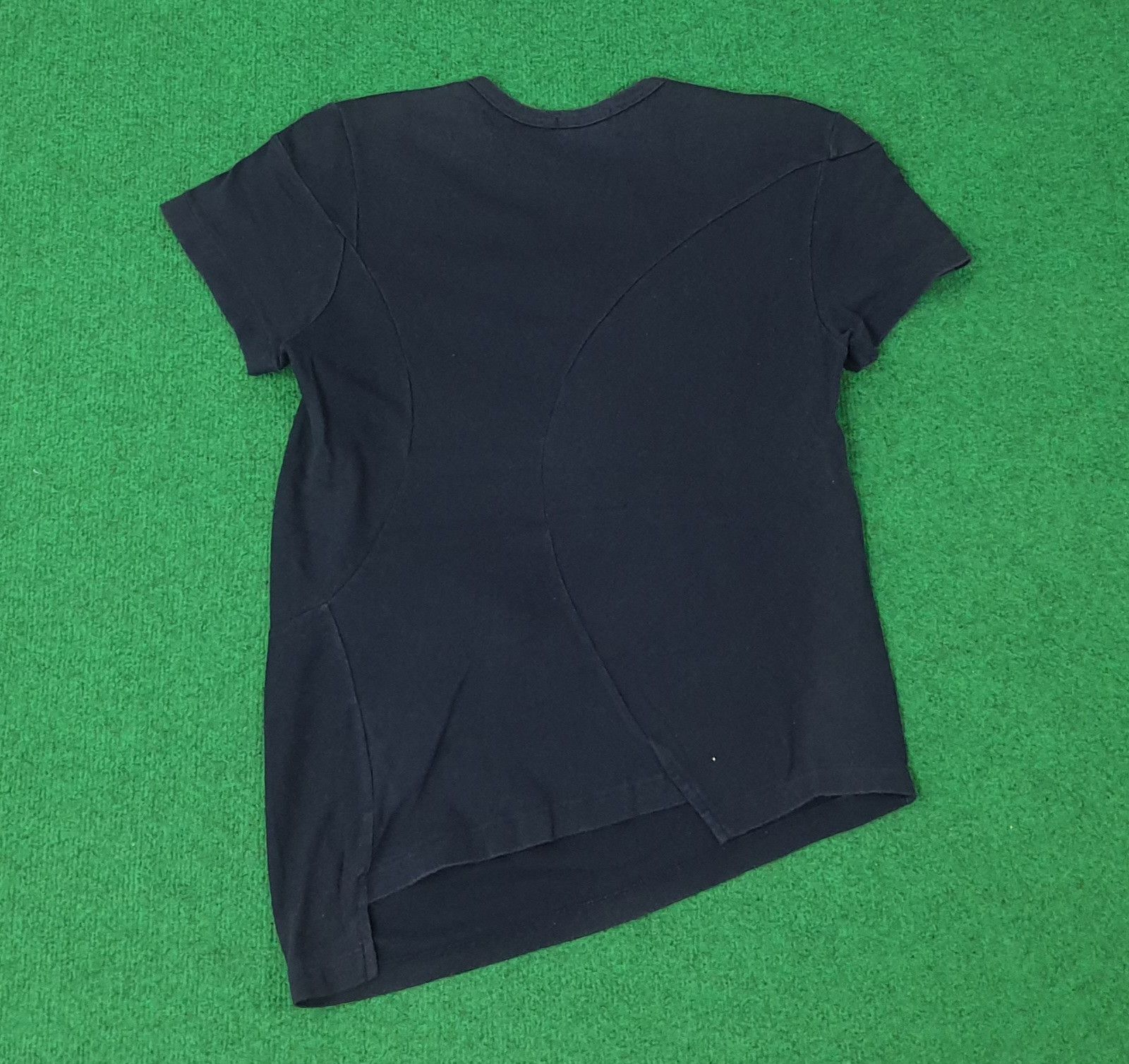 Tricot Comme des Garcons Vintage Tricot Comme Des Garcons Rare Tshirt C259N36 Size S / US 4 / IT 40 - 2 Thumbnail