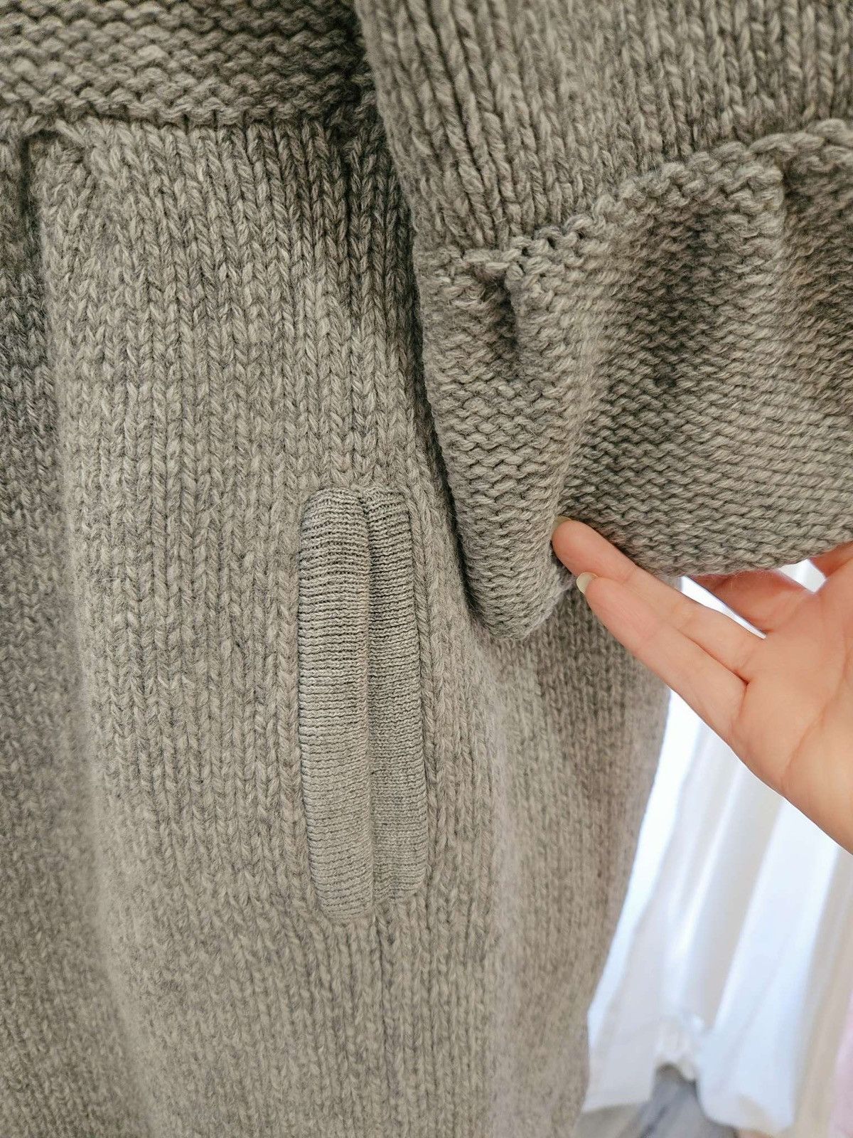 Alice + Olivia × Vintage Alice & Olivia Knit Wool Alpaca Bell Sleeve Cardigan/ Dress Size M / US 6-8 / IT 42-44 - 12 Thumbnail