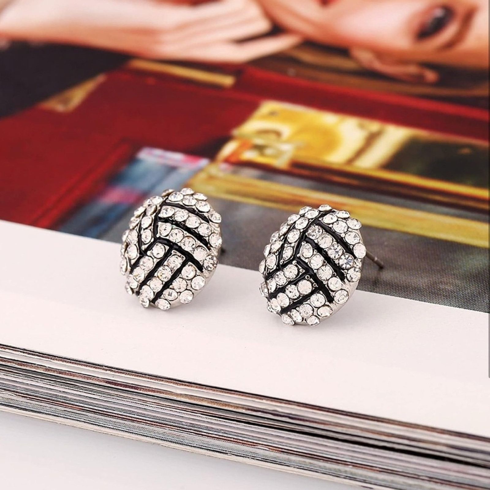 Other Earrings Elegant Crystal Stud Earring Jewelry Size ONE SIZE - 4 Thumbnail
